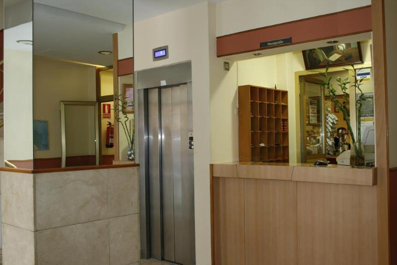 Hostal Liste Station A Coruña Εξωτερικό φωτογραφία